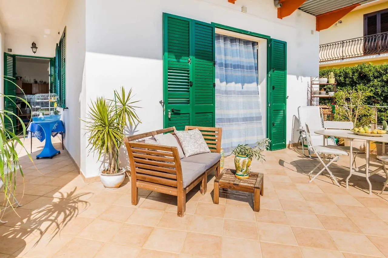 Holiday home Blumarine On The Sea, Parking & Wifi Villa Avola Italy