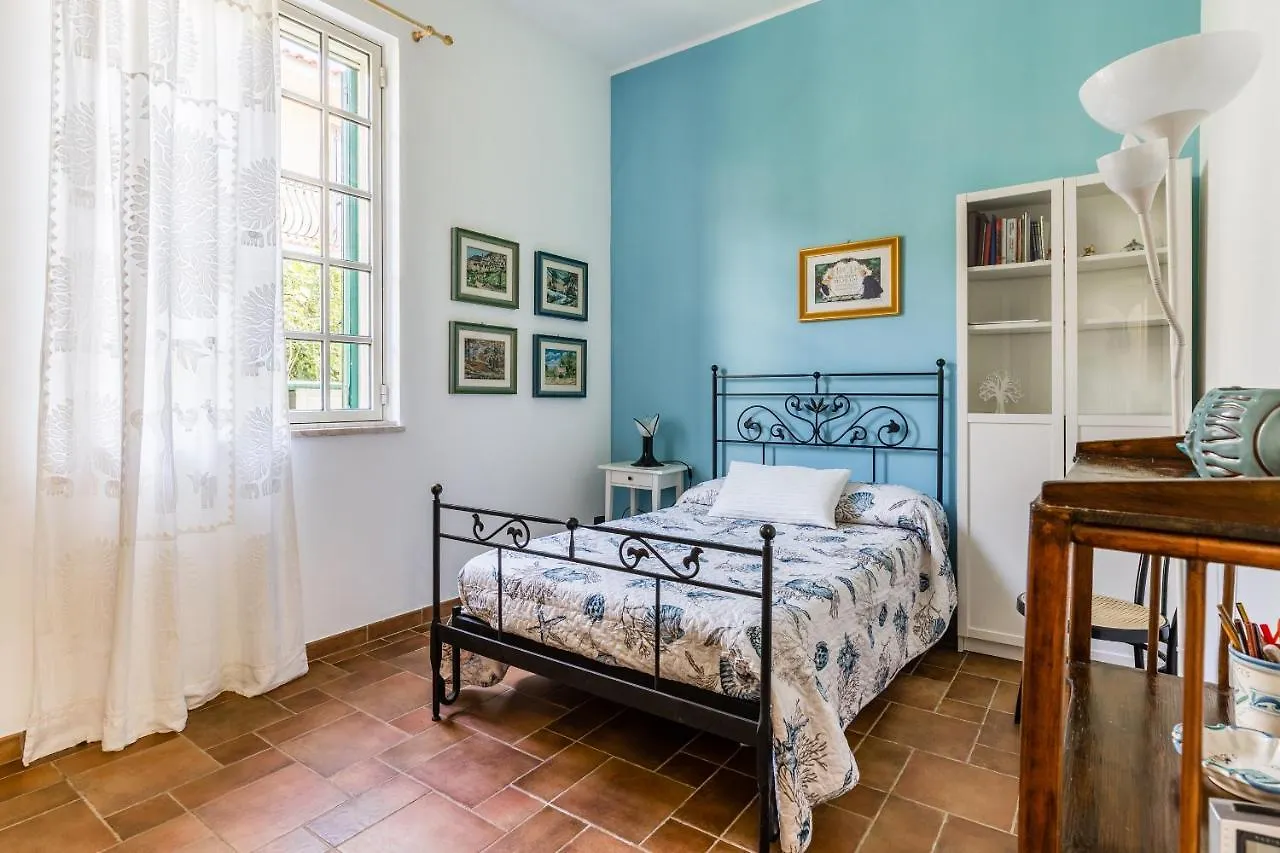Holiday home Blumarine On The Sea, Parking & Wifi Villa Avola