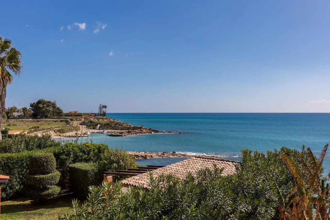 Blumarine On The Sea, Parking & Wifi Villa Avola Holiday home