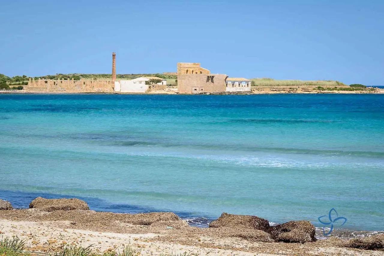 Blumarine On The Sea, Parking & Wifi Villa Avola